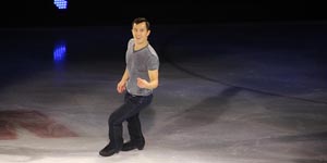 World Class figure skaters treat London crowd photos