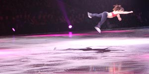 World Class figure skaters treat London crowd photos